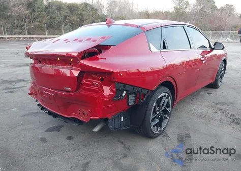 2025 Kia K4 Gt-Line z USA, uszkodzony, nr VIN 3KPFW4DE3SE042811